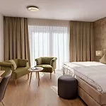 فندق ماكدريمز إسين
